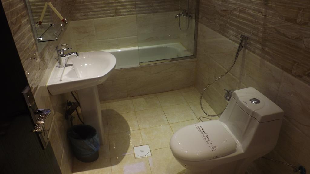 Baron Palace - Almasif Hotel Apartments Riaad Kamer foto