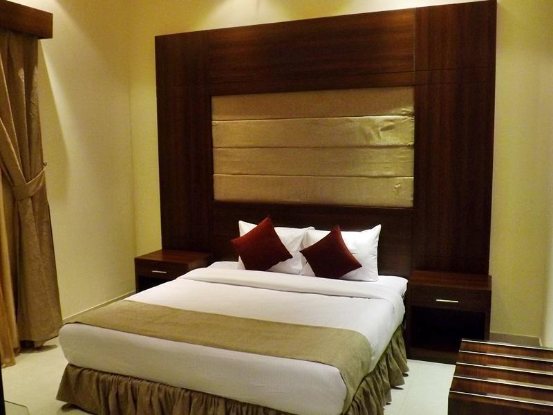Baron Palace - Almasif Hotel Apartments Riaad Buitenkant foto